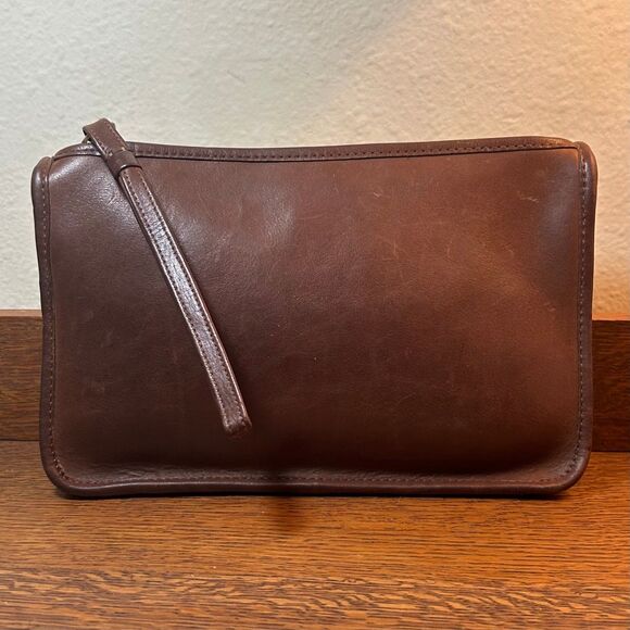 COACH Vintage 70’s NYC 9455 Basic Bag Zippered Clutch Leather Bag Purse - Picture 2 of 8